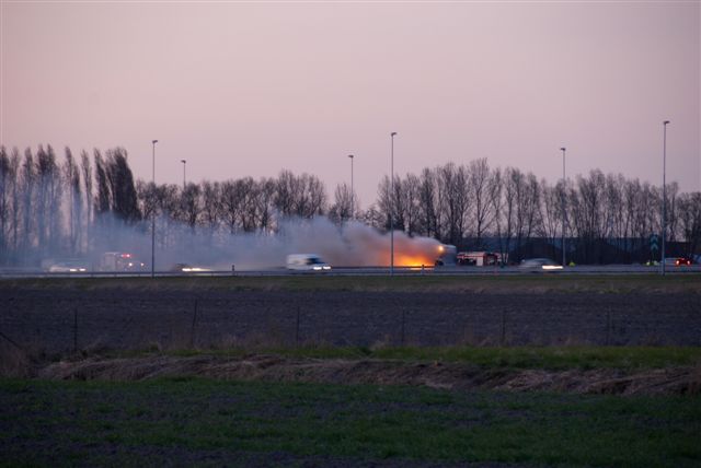 2009/80/20090401 004 Buitenbrand groot voertuig A9.jpg